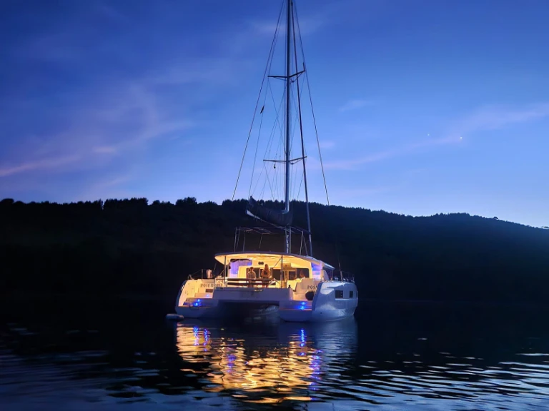 Louer Catamaran avec ou sans skipper Lagoon à Rogoznica