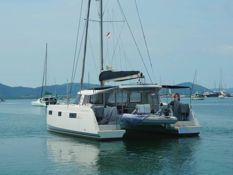 Catamaran à louer à Mai Khao au meilleur prix