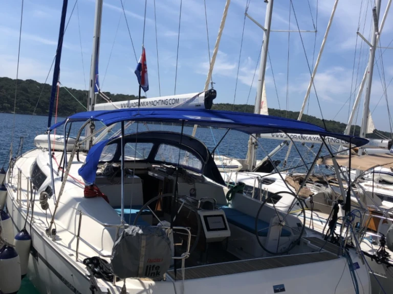 Bavaria Cruiser 46 a louer à Punat