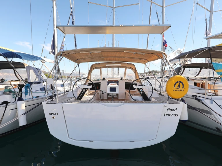Location bateau Dufour Dufour 430 Grand Large à Trogir sur Samboat