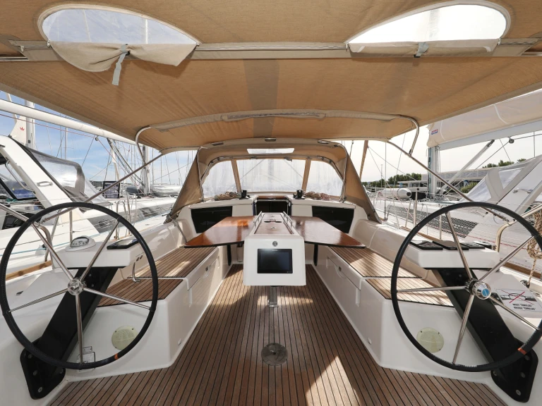 Dufour Dufour 430 Grand Large a louer à Trogir