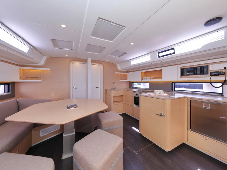 Location bateau Dufour Dufour 44 à Trogir sur Samboat