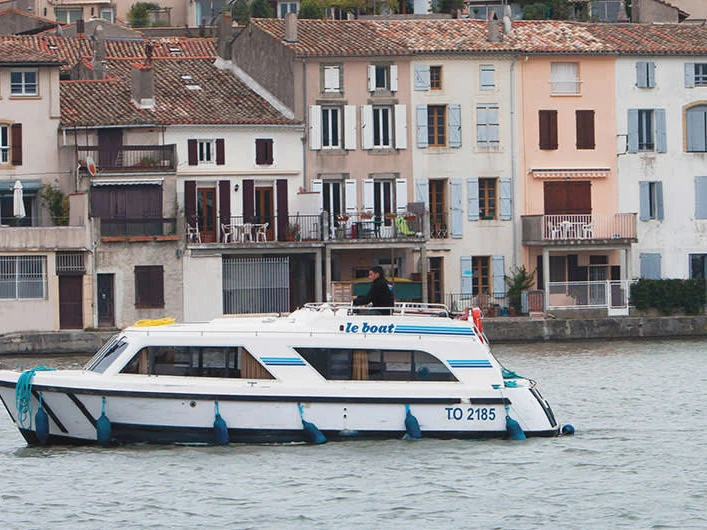 Louez un Le Boat Cirrus A à Decize