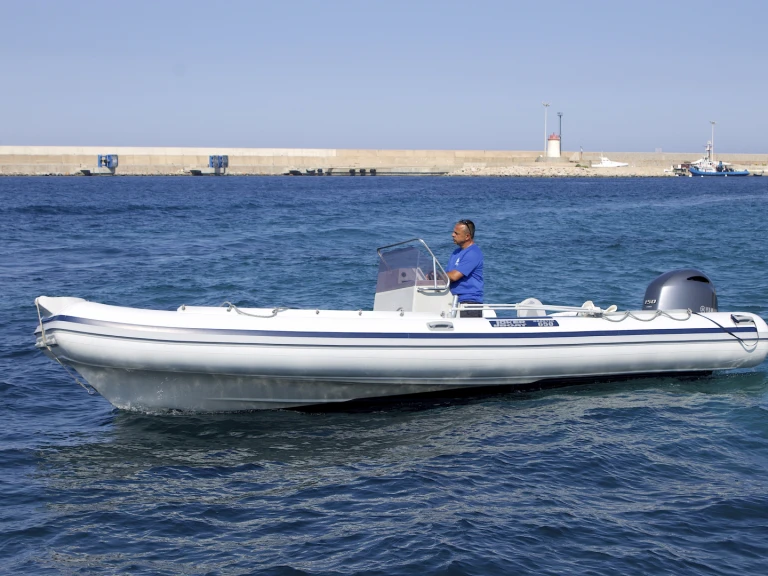Location bateau Joker Boat Coaster 650 à Arbatax sur Samboat
