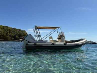 Location bateau Joker Boat Coaster 600 à Cavalaire-sur-Mer sur Samboat