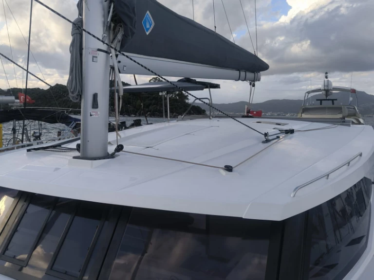 Location bateau Fountaine Pajot Isla 40 à Göcek sur Samboat