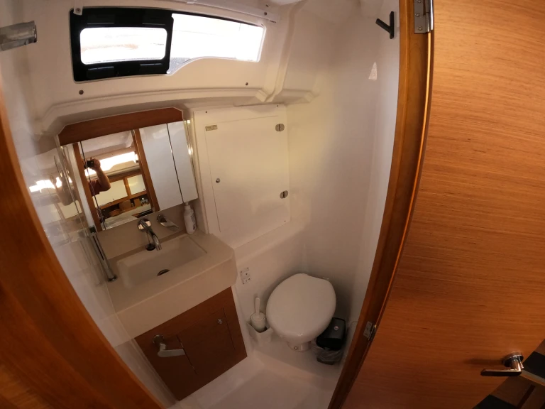 Location bateau Adaköy pas cher Dufour 37/3.cabin