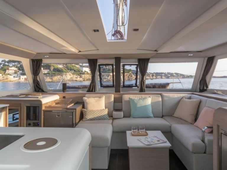 Louez un Fountaine Pajot Isla 40 à Adaköy