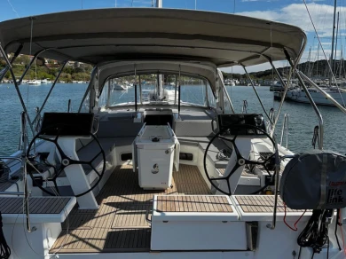 Bareboat Rental Sailboat Bénéteau with a boat licence