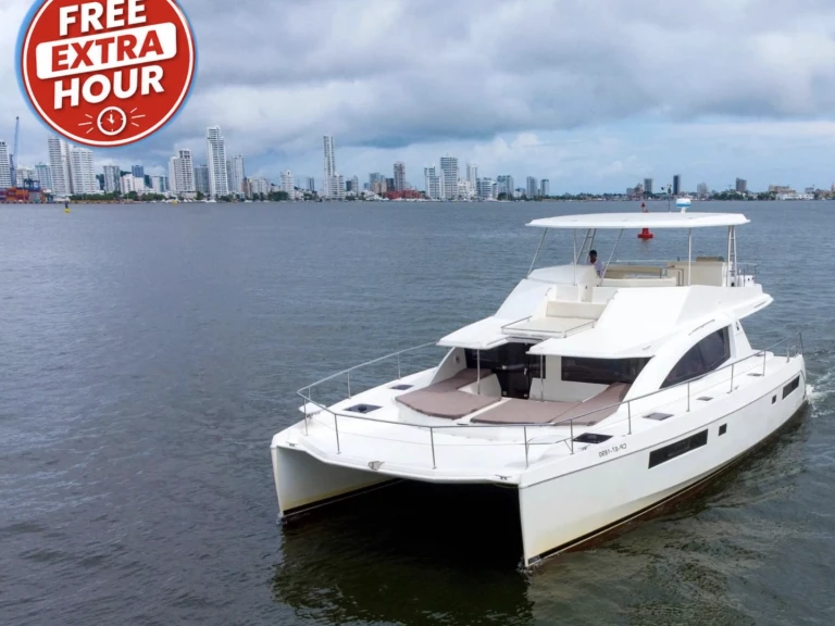Louer Bateau à moteur avec ou sans skipper Leopard à Cartagena