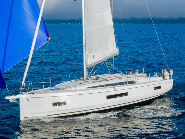 Location bateau Bénéteau Oceanis 40.1 à Néa Péramos sur Samboat