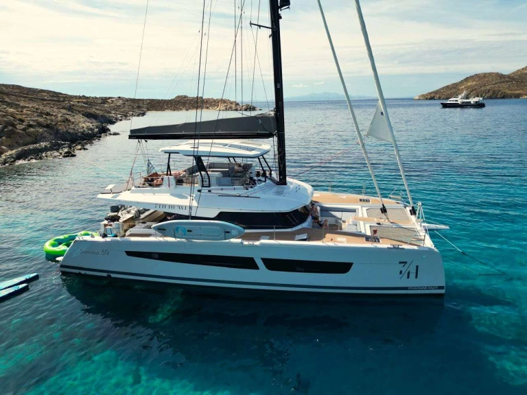 Location à Grèce - Fountaine Pajot 7th heaven  sur SamBoat
