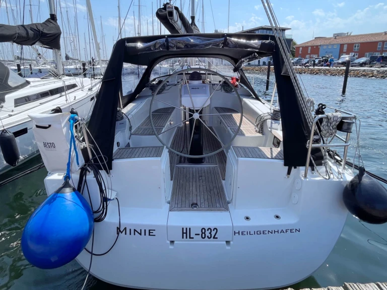 Louez un Hanse Hanse 370 à Heiligenhafen