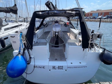 Louez un Hanse Hanse 370 à Heiligenhafen