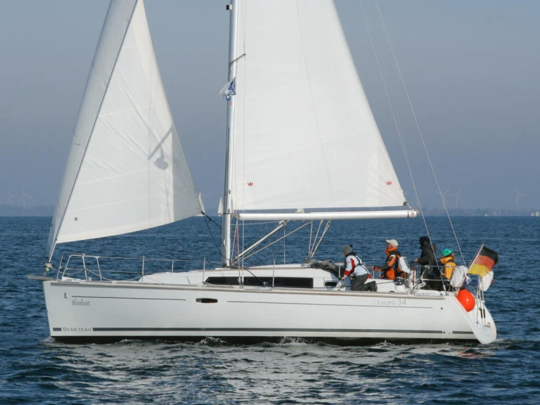 Bénéteau Oceanis 34 a louer à Flensburg