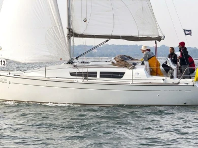 Bareboat Rental Sailboat Jeanneau with a boat licence