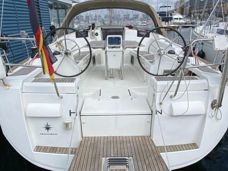 Jeanneau Sun Odyssey 409 a louer à Flensburg