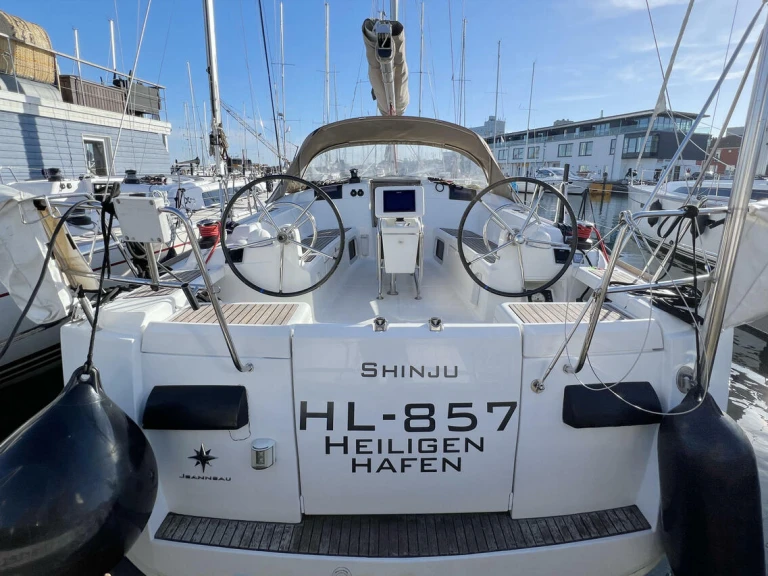 Location bateau Jeanneau Sun Odyssey 409 à Heiligenhafen sur Samboat