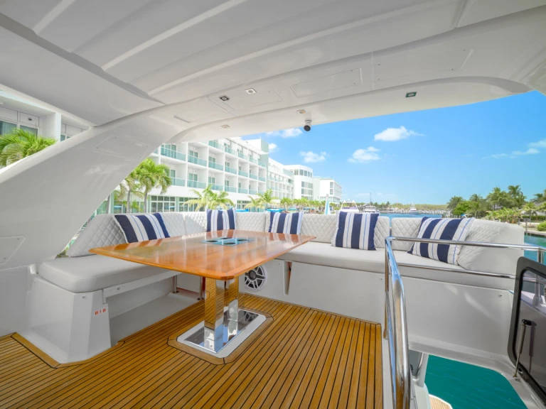 Location bateau Prestige Yachts Exumas à Miami sur Samboat