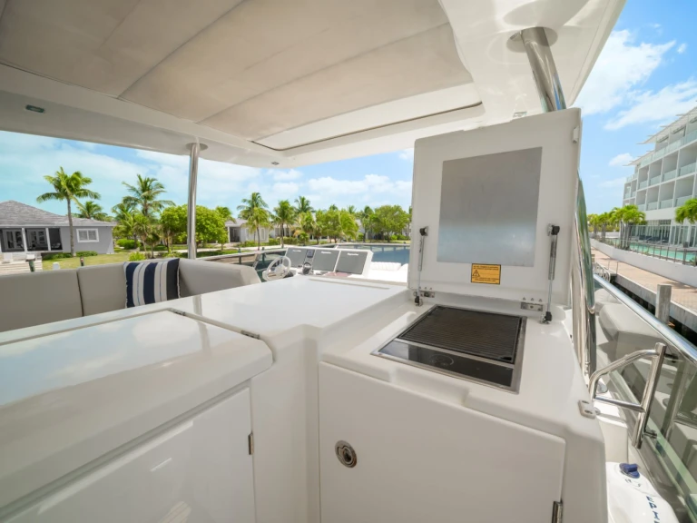 Location Yacht Prestige Yachts avec permis