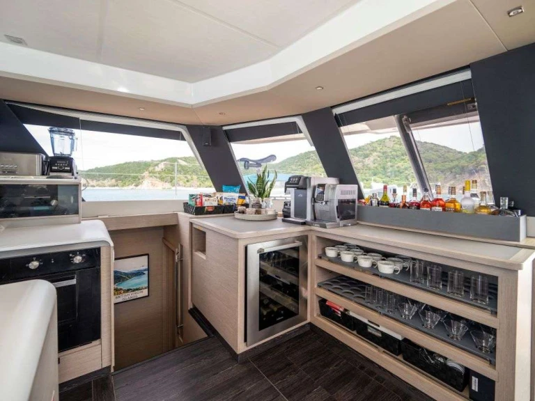 Louez un Fountaine Pajot LYRA à Caraïbes