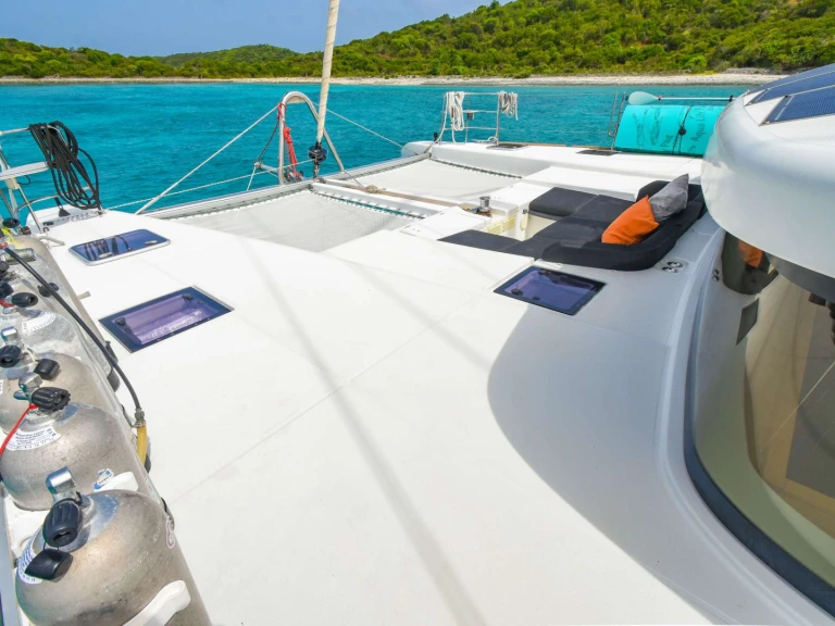 Location à Frenchman's Cay - Lagoon OUI CHERIE  sur SamBoat