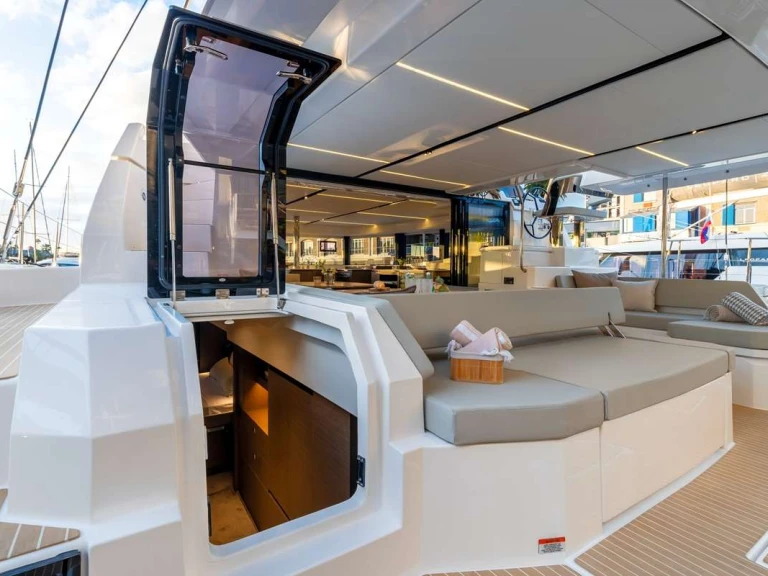Location Yacht Leopard avec permis