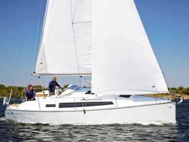 Boat rental Bavaria Bavaria Easy 9.7 in Mai Khao on Samboat