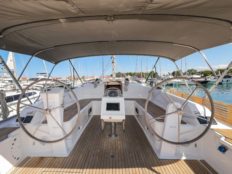 Louez un Bavaria Cruiser 46 à Zadar