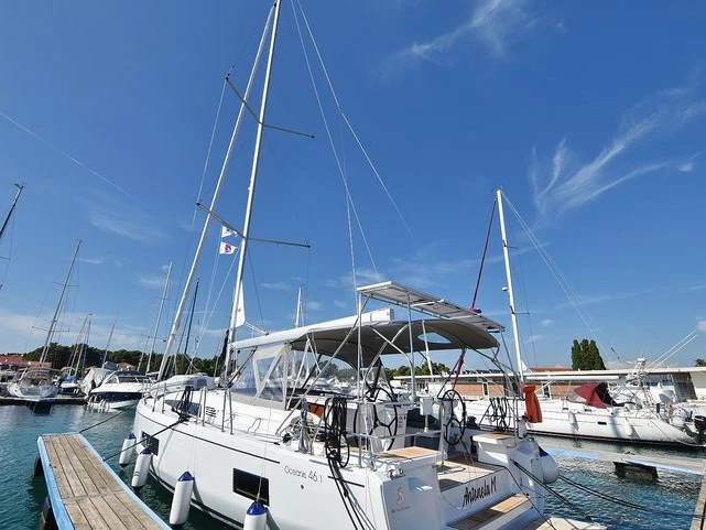 Bénéteau Oceanis 46.1 a louer à Zadar