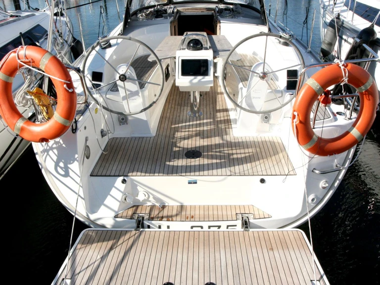 Bavaria Cruiser 34 a louer à Heiligenhafen