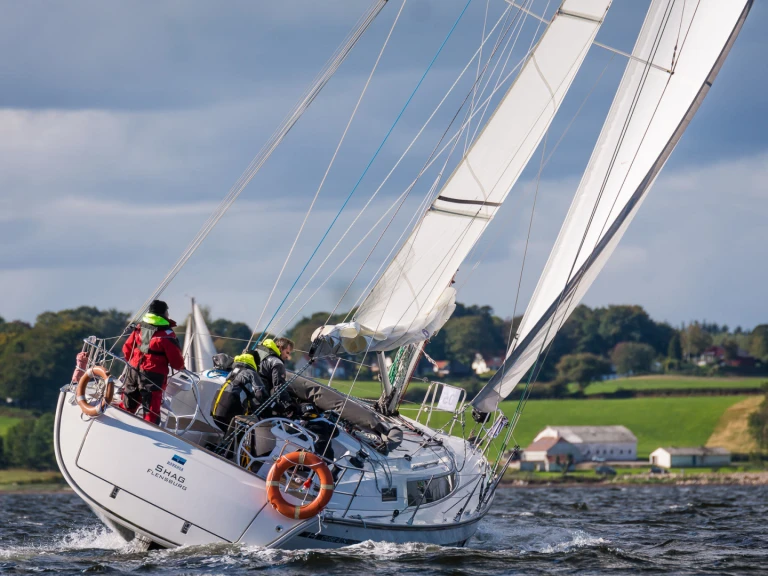 Location bateau Bavaria Cruiser 41S à Heiligenhafen sur Samboat