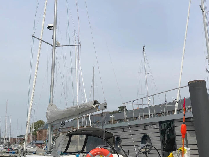 Dufour Dufour 40E a louer à Flensburg
