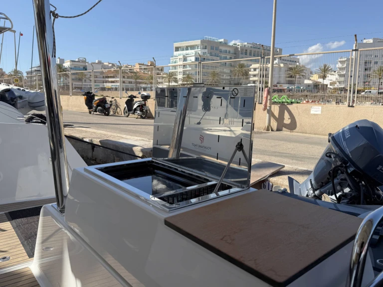 Fountaine Pajot Elba 45 a louer à Can Pastilla