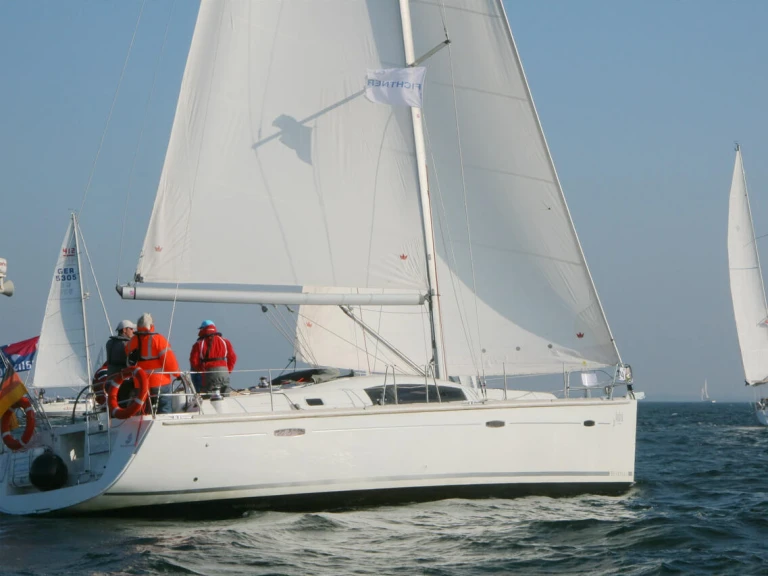 Location bateau Heiligenhafen pas cher Oceanis 43