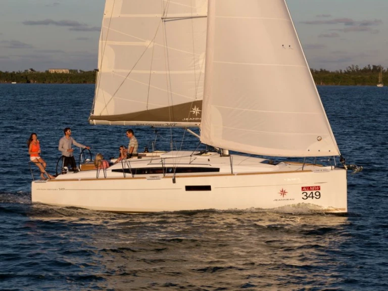 Location bateau Flensburg pas cher Sun Odyssey 349