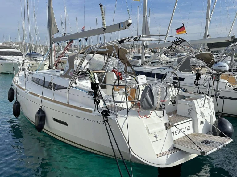 Location Voilier Jeanneau avec permis
