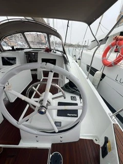 Location bateau Jeanneau Sun Odyssey 410 à Palma de Majorque sur Samboat