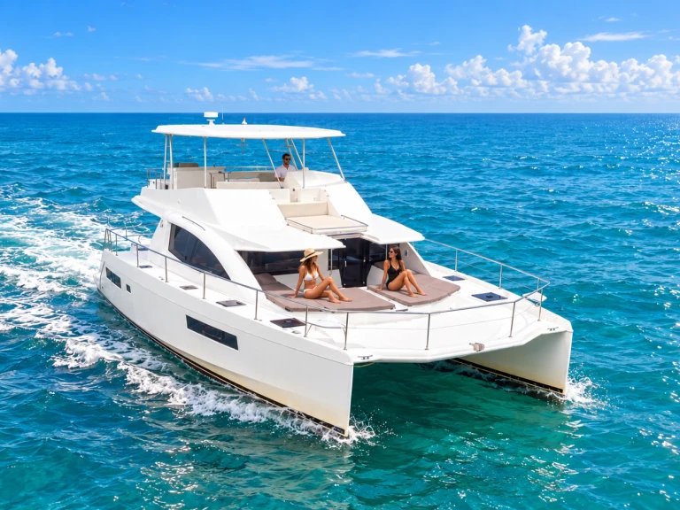 Louer Catamaran avec ou sans skipper Custom Made à Cartagena