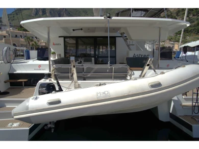 Fountaine Pajot Fountaine Pajot Astréa 42 (Wm-Ac in dinette-Gen-Sol.Pan) in Castellammare del Golfo on SamBoat
