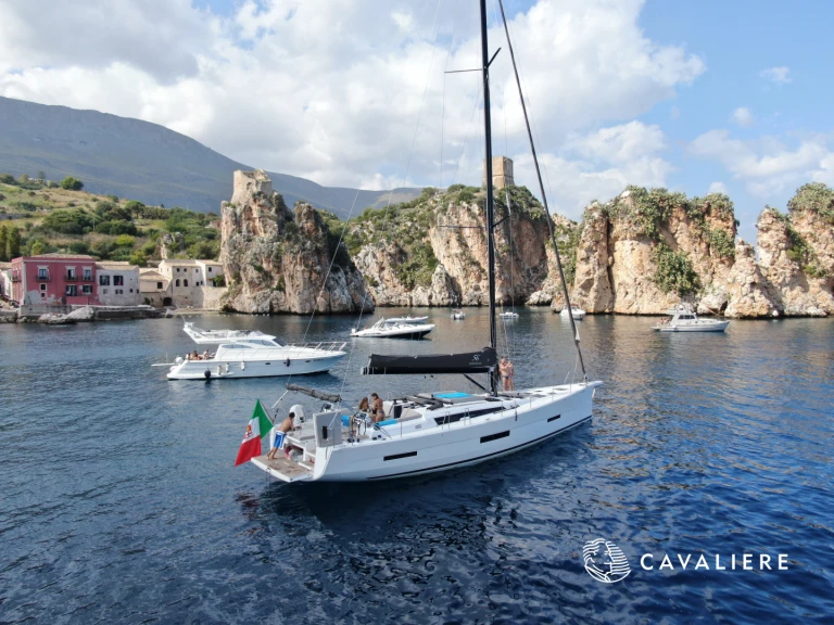 Location bateau Castellammare del Golfo pas cher Dufour 56 Exclusive (Ac in all cabins+Wm+Gen+Bbq)