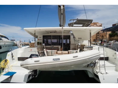 Bareboat Rental Catamaran Fountaine Pajot with a boat licence