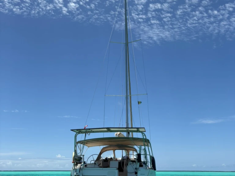 Location à Le Lamentin - Dufour Dufour 412 Grand Large sur SamBoat