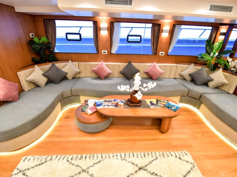 Location bateau Charm el-Cheikh pas cher Custom Built 333