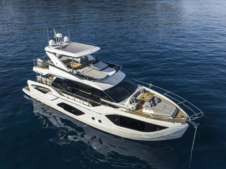 Location Bateau à moteur Absolute avec permis