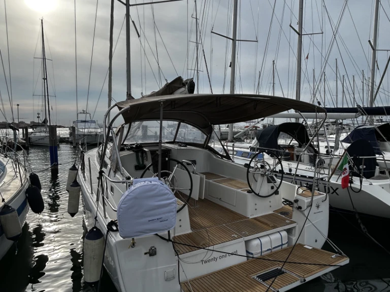 Louer Voilier avec ou sans skipper Jeanneau à Chioggia