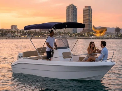 Motorboat for rent Barcelone at the best price