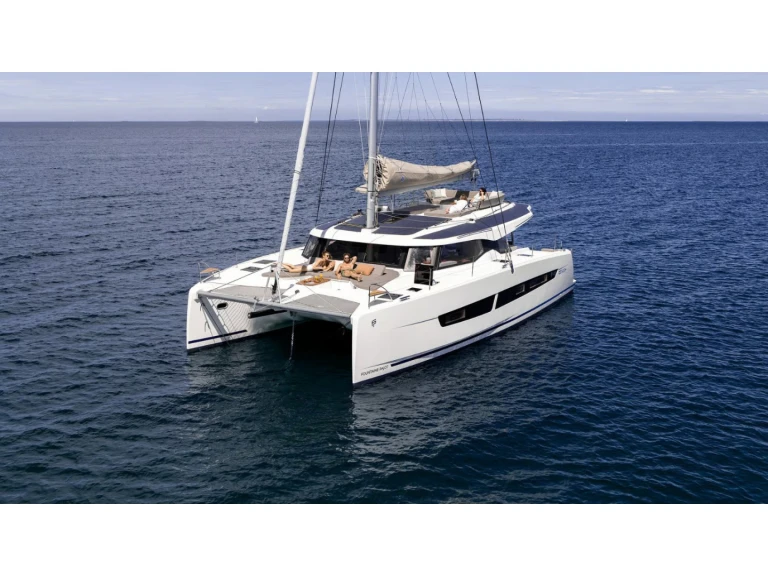 Location à Castellammare di Stabia - Fountaine Pajot FP 48 sur SamBoat