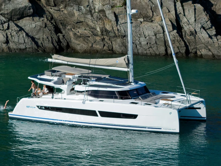 Louez un Fountaine Pajot FP 48 à Castellammare di Stabia