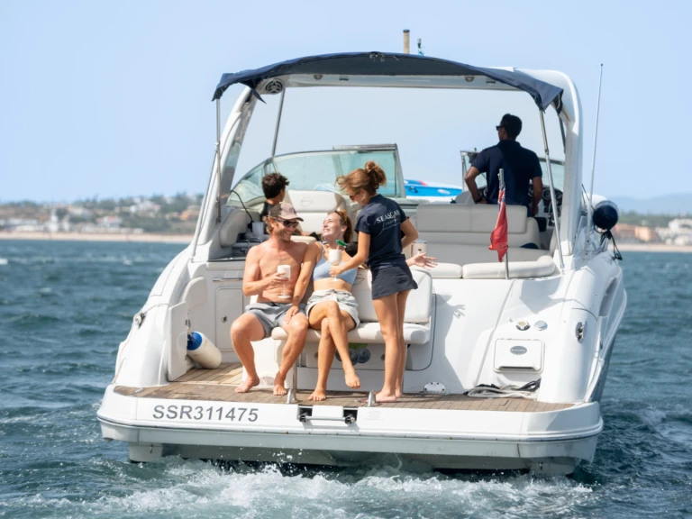 Location bateau Lagos pas cher Crownline 340 CR